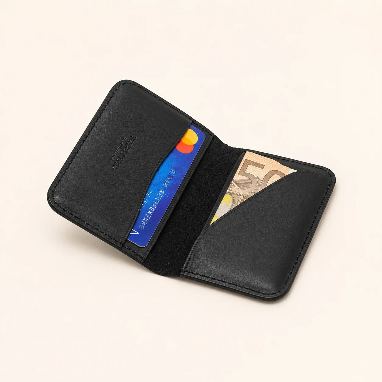 T101 — Portefeuille Minimaliste en Cuir Italien